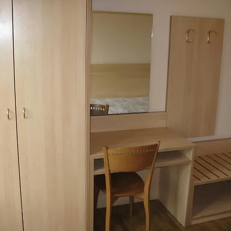 Lanterna Szálloda
